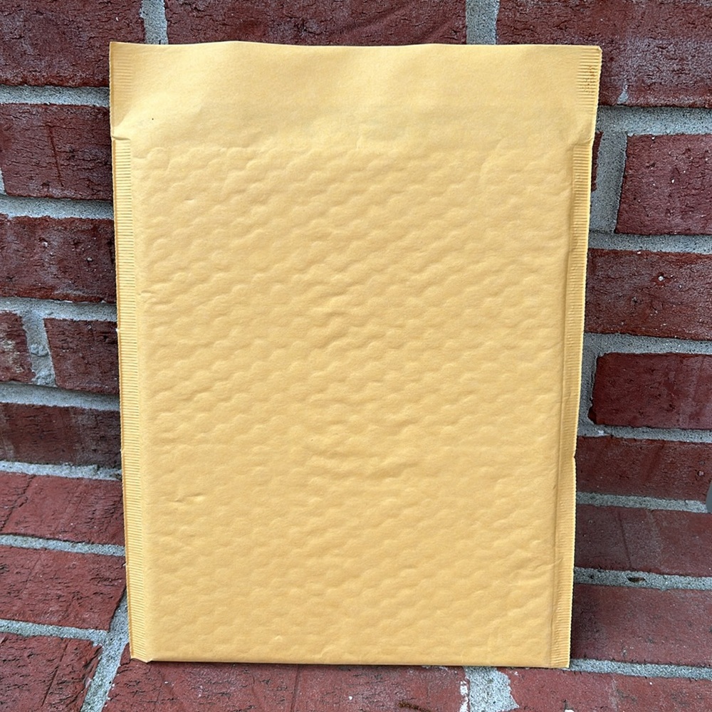 ULINE 10 Pack of 8.5”Wide x 12”Long Kraft Bubble Mailer Padded Envelopes